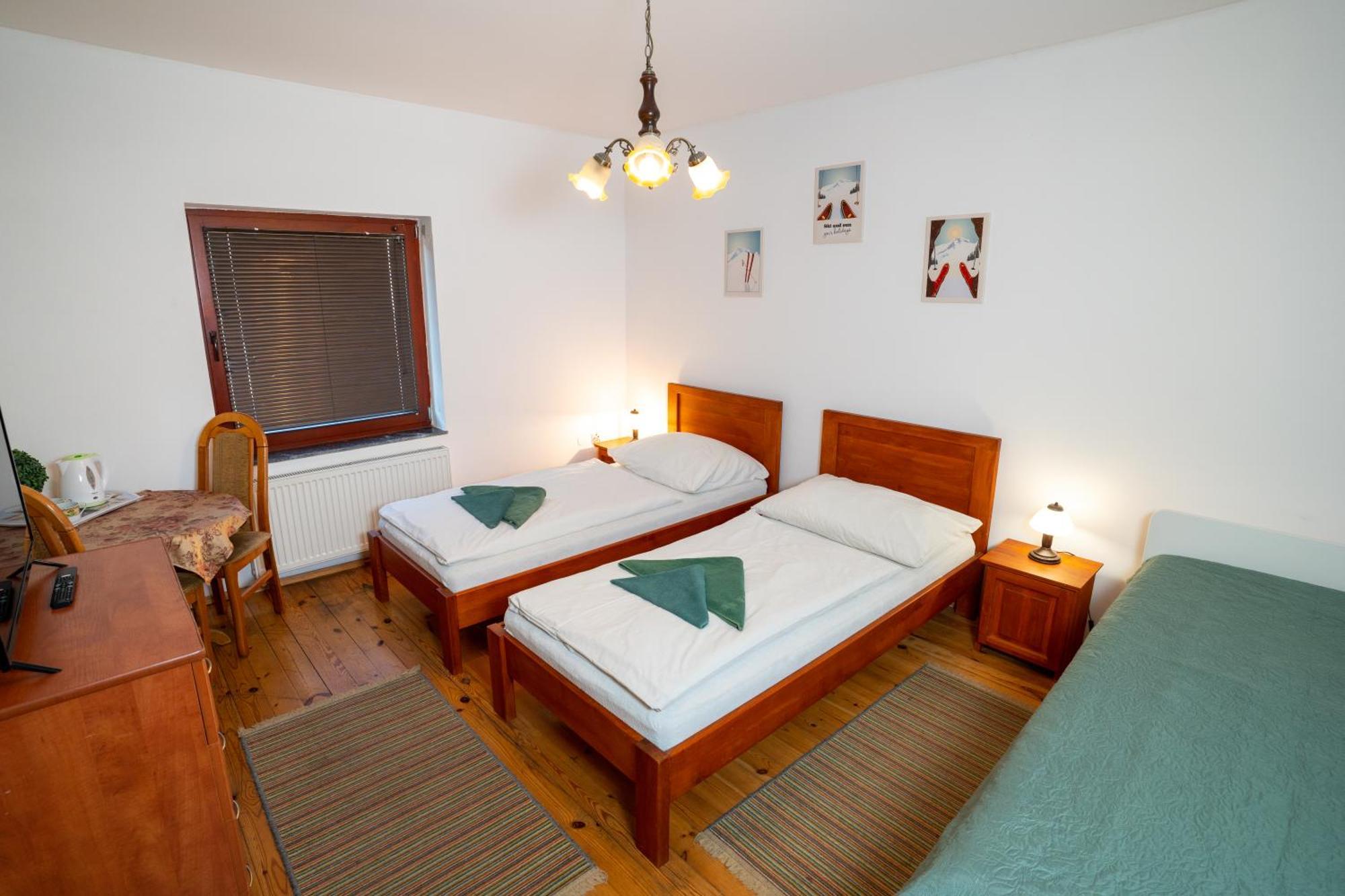 Penzion Plesnivec Poprad Buitenkant foto