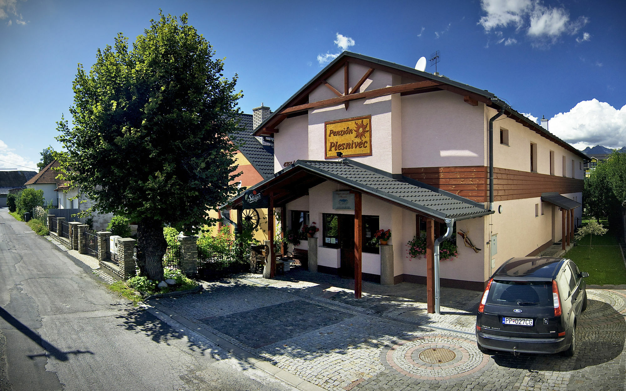 Penzion Plesnivec Poprad Buitenkant foto